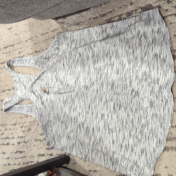 Lululemon Salute the Sun Singlet II Tiger Space Dye Black White - Picture 7 of 12